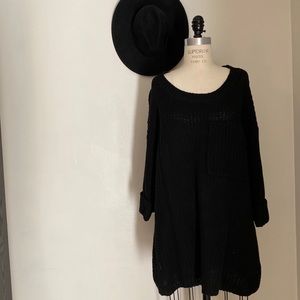 Black Sweater Tunic With Large Pocket